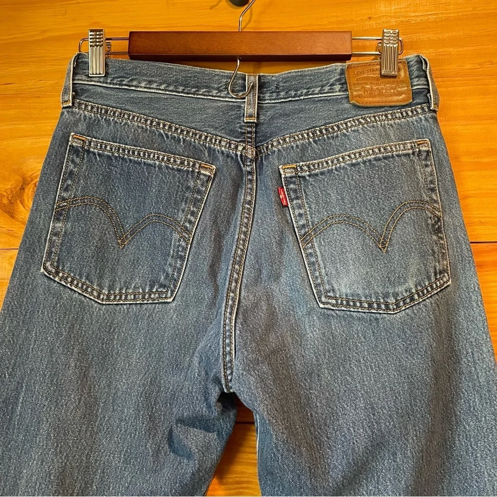 Levi’s Wedgie Straight Leg High Rise Button Fly Jeans 28 - Picture 4 of 12